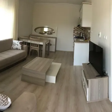 Doc's Thermal Wellness & Detox מלון 4*