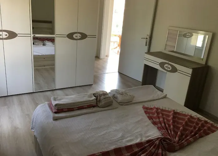 Doc's Thermal Wellness & Detox ホテル 4*